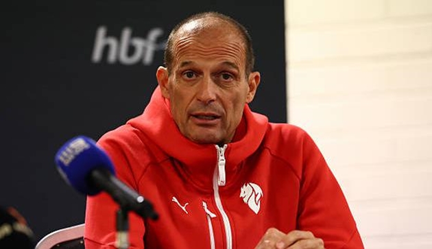 Cách mạng chiến thuật của AC Milan dưới thời Max Allegri: Liệu sơ đồ 3-5-2 có thành công?